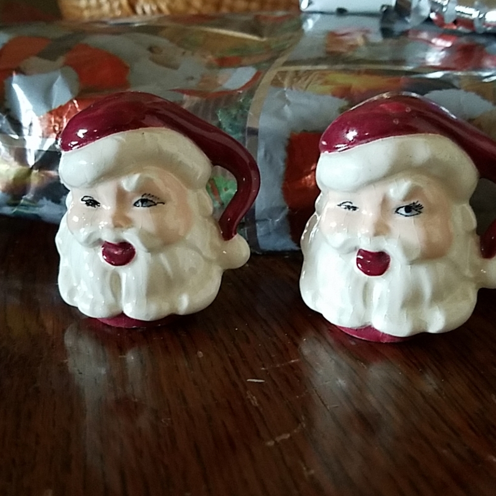 Vintage Winking Santa Santas Salt & Pepper Shakers